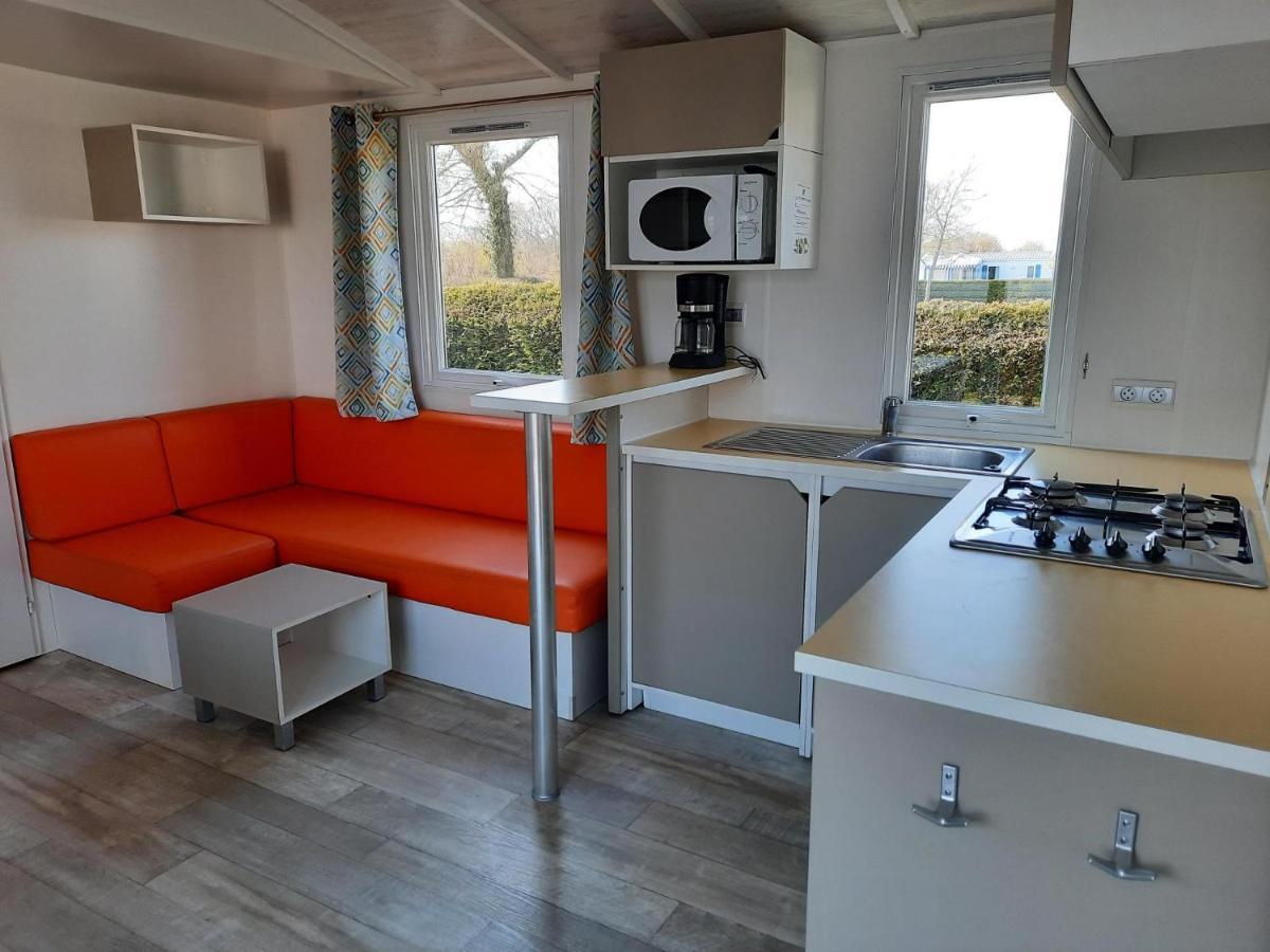 Camping Le Robinson Hotel Colleville-sur-Mer Buitenkant foto
