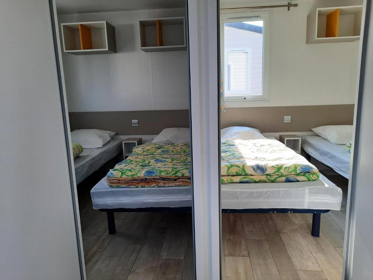 Camping Le Robinson Hotel Colleville-sur-Mer Buitenkant foto