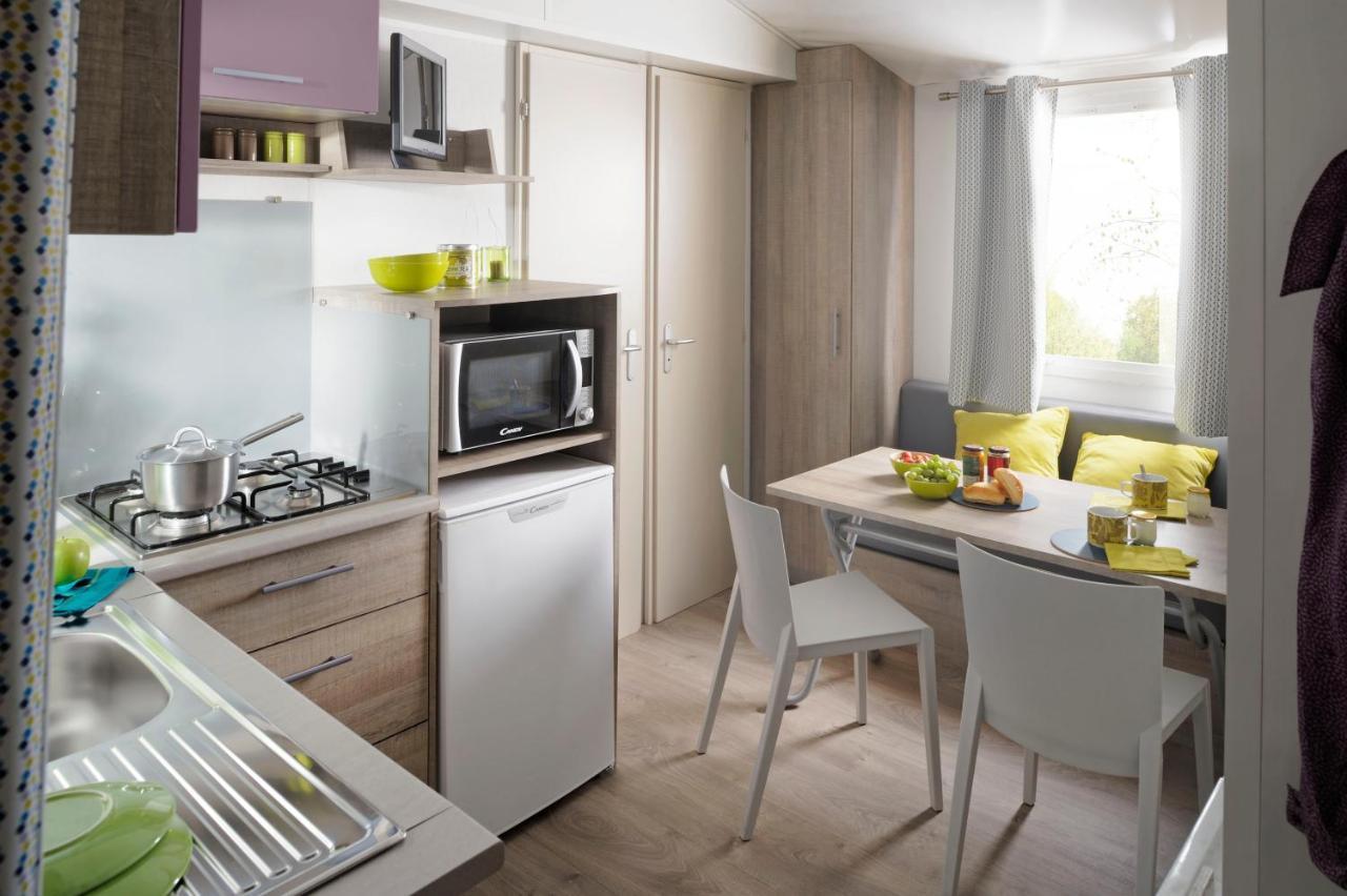Camping Le Robinson Hotel Colleville-sur-Mer Buitenkant foto