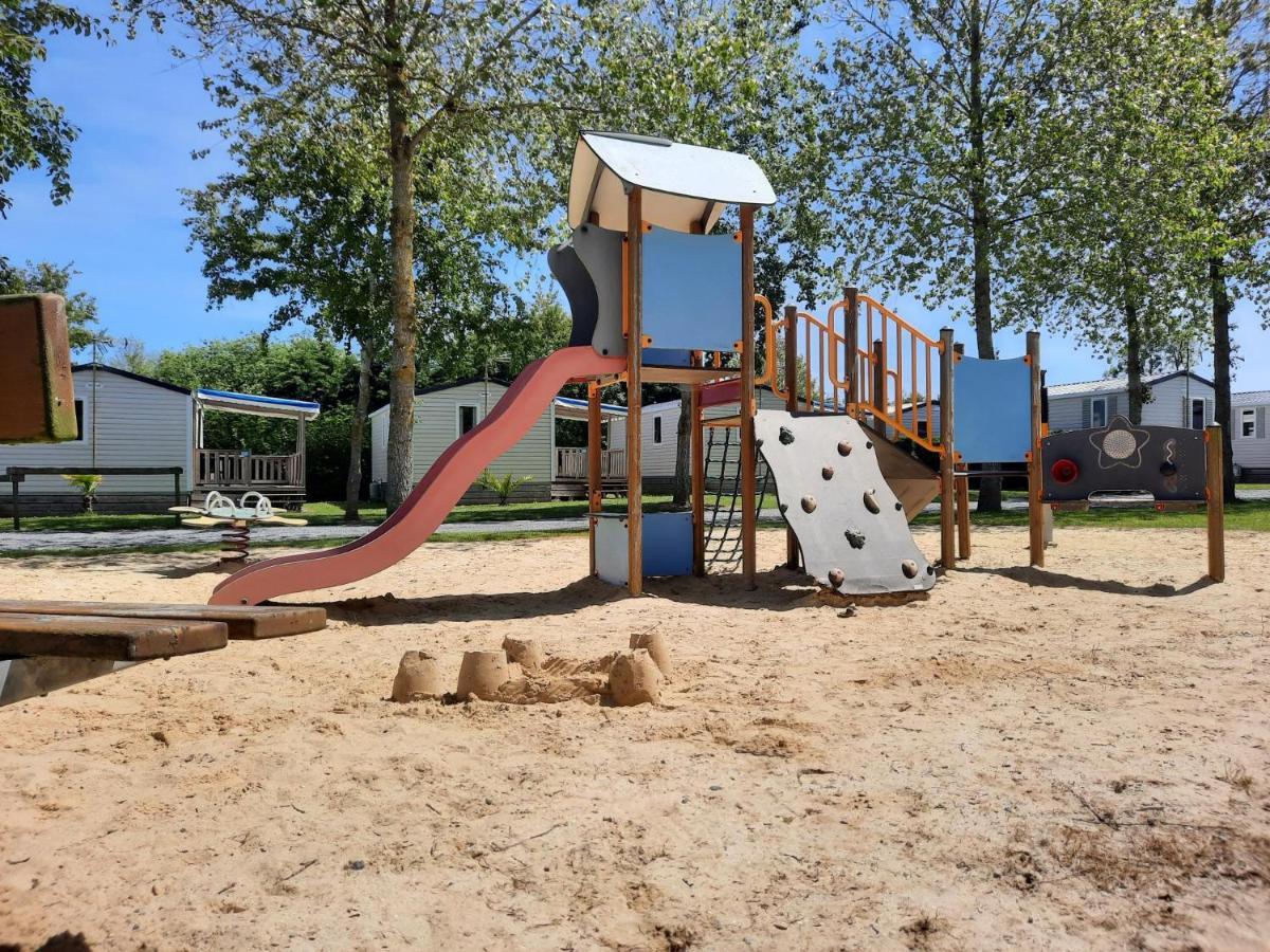 Camping Le Robinson Hotel Colleville-sur-Mer Buitenkant foto