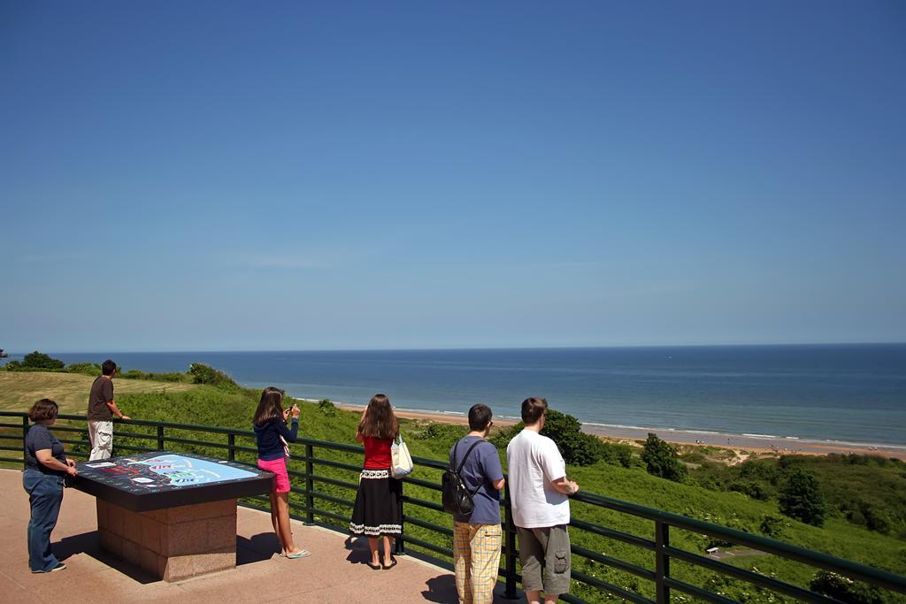 Camping Le Robinson Hotel Colleville-sur-Mer Buitenkant foto