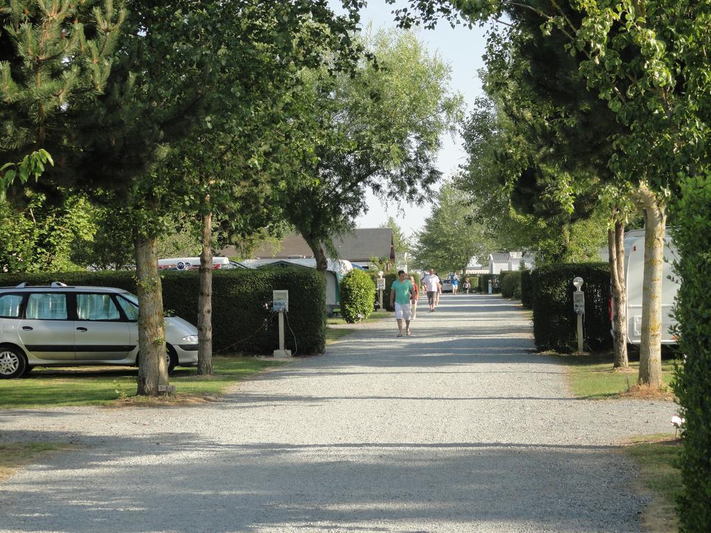 Camping Le Robinson Hotel Colleville-sur-Mer Buitenkant foto